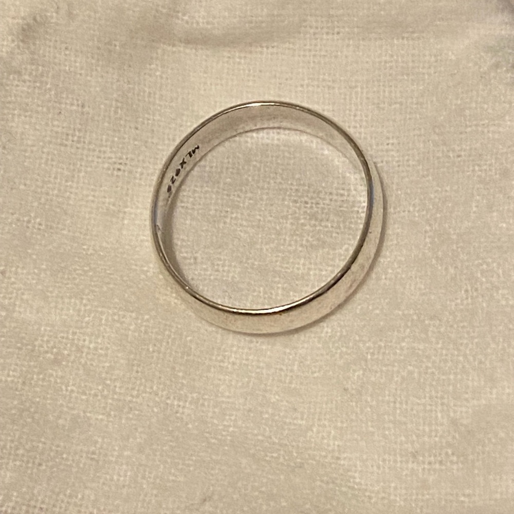 Men’s 925sterling silver band (mlx brand engraved) size 9